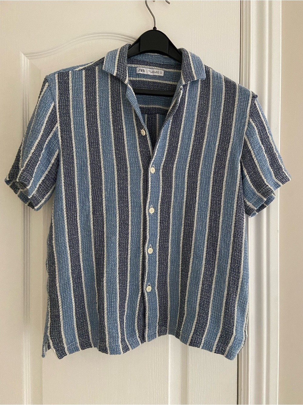 Zara Blue Striped Short-Sleeve Button-Up Shirt